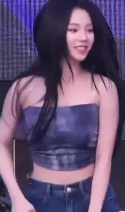 Karina 🍈🍈 bounce 