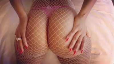 This a dream… a wet dream