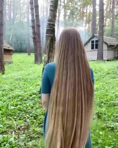 Just a dance through the field caw caw