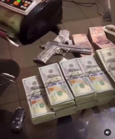 Another day in the office (CDS)