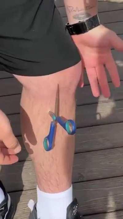 WCGW if I'll throw scissors on the floor