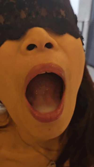 Good girls swallow. 😋😋😋