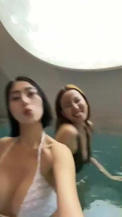 Essy Lee and Kim Luz