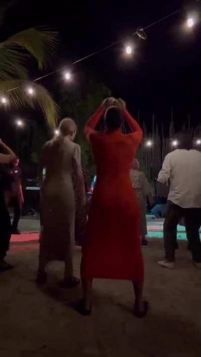 this Jamaica trip is turning her into a freak👀🤗