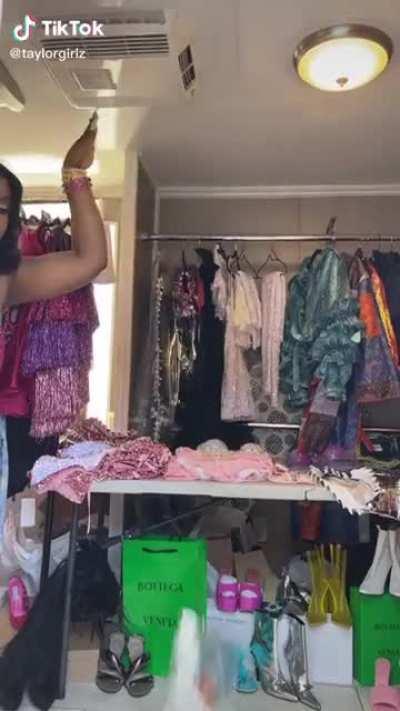 🥰😍😍😍Turn Brightness Up