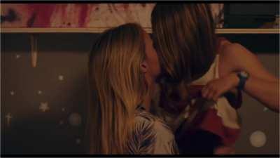 Almost adults (2016) :: Elise Bauman & Winny Clarke