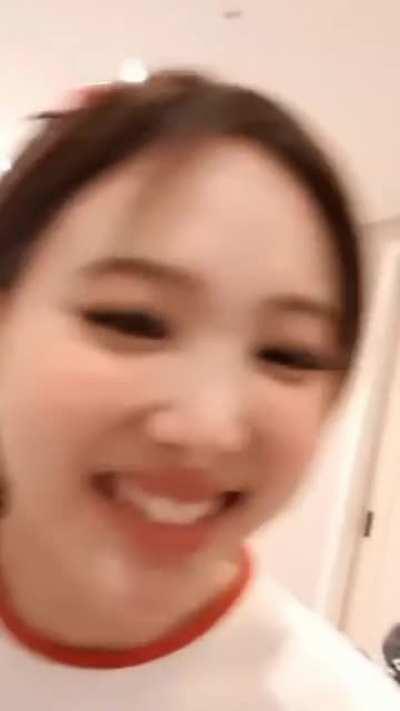 😍 Nayeon