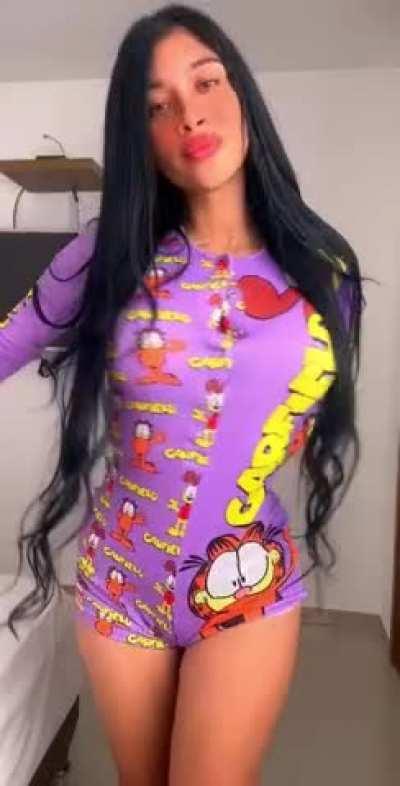 Come see me take all this off for you lovee (free)