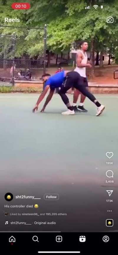 Nah I’m leaving the court 😭👩🏾‍🦯