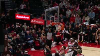 [Highlight] All of Daniel Gafford's ('The Landlord') 4 steals and 6 blocks vs. the Trail Blazers last night (some with replays) with some extra. Also, Jabari Walker blocks Corey Kispert's dunk attempt (with replays).