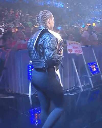 Ronda Rousey's sexy ass