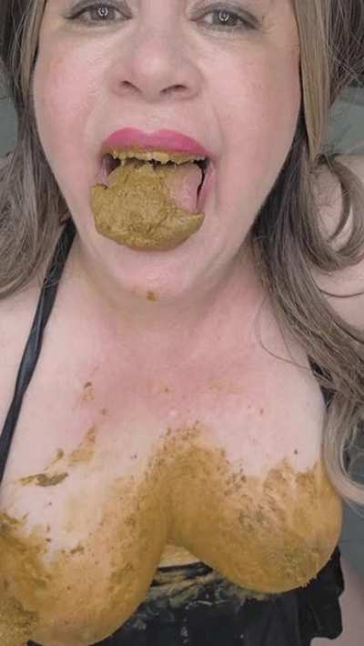 I chew and eat!