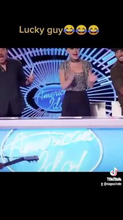 Sana ol katey perry first kiss