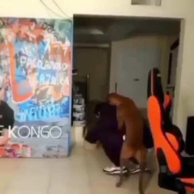 Un vídeo para la comunidad española