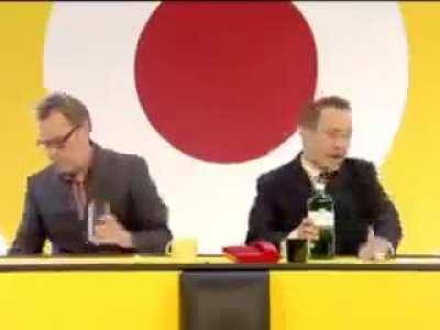 Keyboard dude and dancing dude