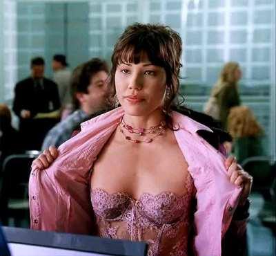 Michaela Conlin (Bones, S1E1)