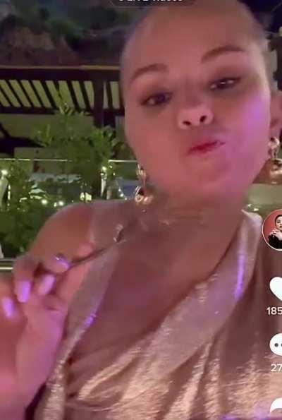 I WANT TO EAT (w/) HER