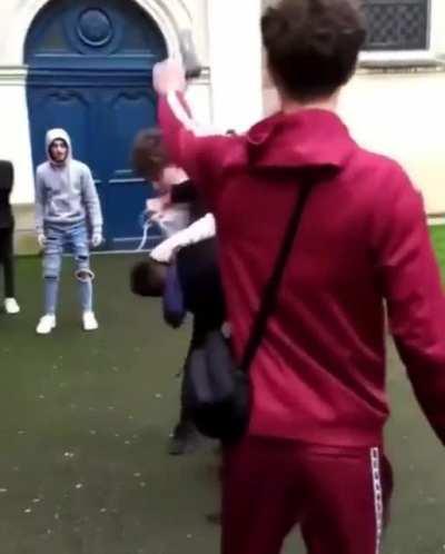 Classic Frenchmen fight 👌🏿🇫🇷🇫🇷