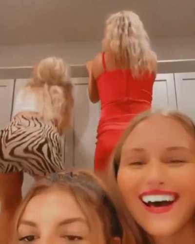 HMC as we twerk and destroy... @malllary