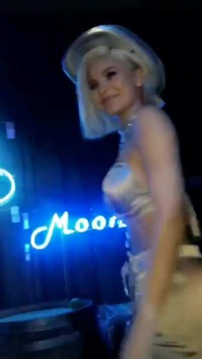 Kylie Jenner showing off