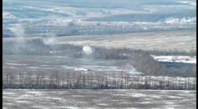 Allegedly, a T90M tank fires at enemy positions and deploys smoke when an ATGM is fired at it.[640x352]
