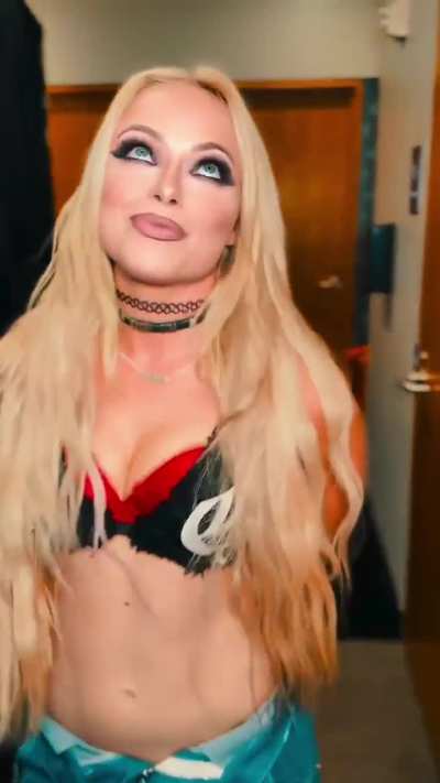 Liv’s most recent look! 12/1/2025