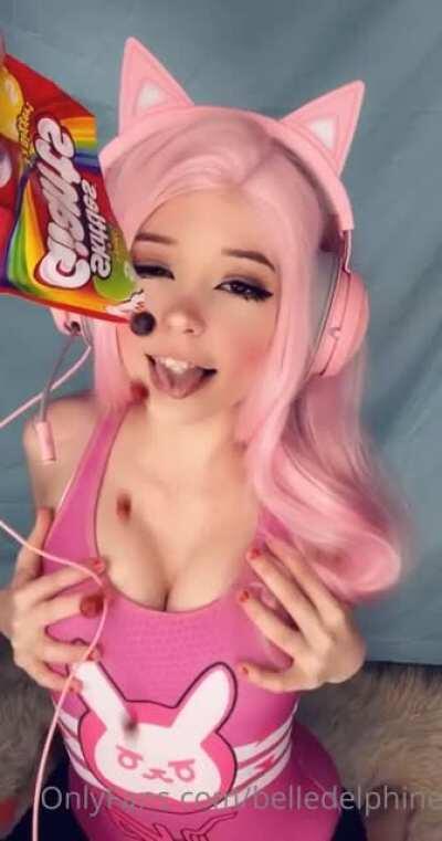 Предновогодний 🐬