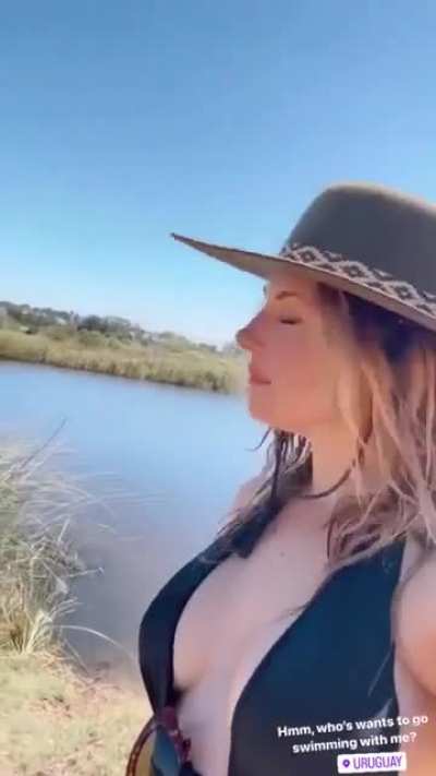 r/celebnipvisibility Lounge