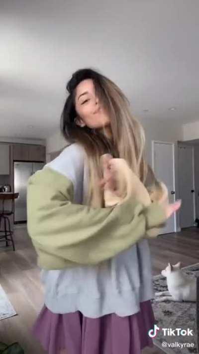 For anyone having a bad day here’s Rae doing a TikTok dance. I hope she starts posting again!