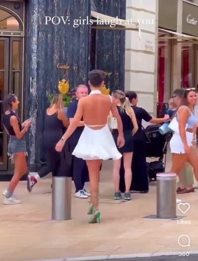 To me it just looks like they&rsquo;re trying to get out of the frame