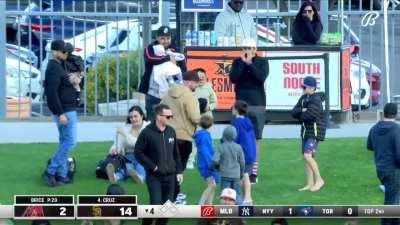 [Highlight] Juan Soto's 3-run homer gives the Padres at 14-2 lead over the Diamondbacks