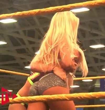 Mandy Rose's ass