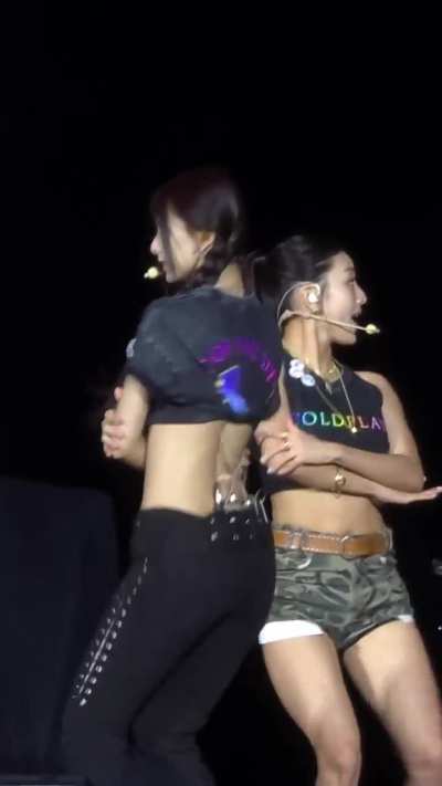 250419 - Just when you think Tzuyu can't get more stunning she shows up with this style