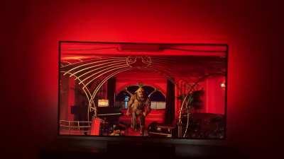 The Fifth Element “Diva” scene + Hue Sync Box + Gradient Lightstrip