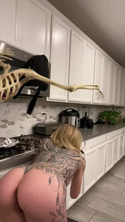 i feel i'd be great in a horror movie... wait! i mean whore movie