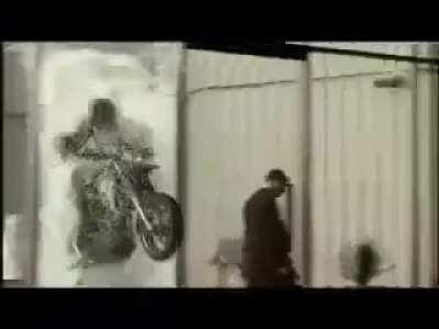 Don't upvote this, I just added the music for you to download it, original (not mine) link in comments