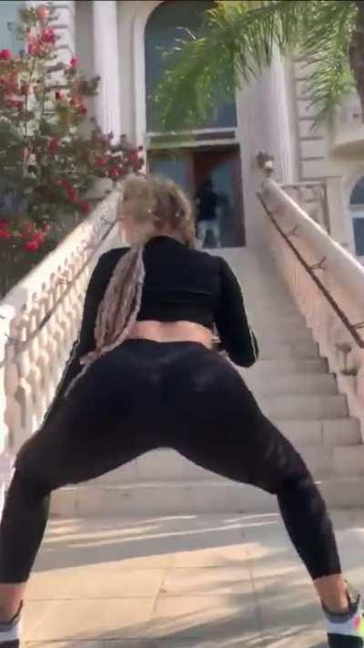 Stair walk + twerk + ass slap