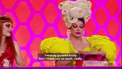 This moment from the latest Espana episode kind of rivals Bendela self-elimination. We were all gagged.