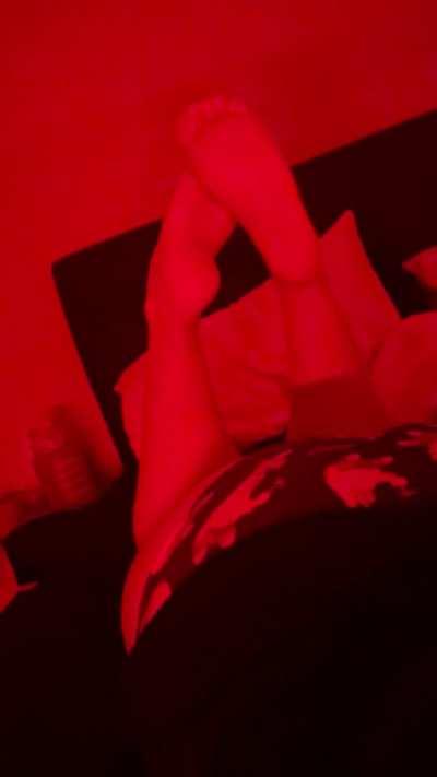 my cousins soles and ass