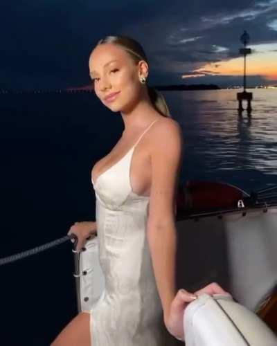 Ester’s happy with the growing numbers of this sub, nothing gives her a better feeling then knowing that we all appreciating her beauty and she can make our cocks rise in no time