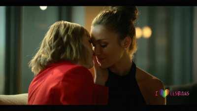 Lili Simmons & Rae Gray - 