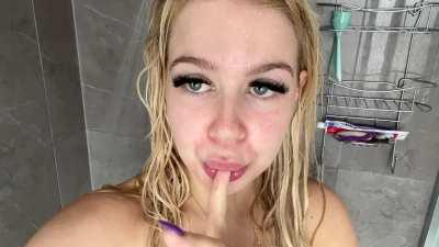 21[F4M] Hit the up arrow & i'll send an instaant nude . Looking for Video Sexting & Meetup. T.elegram💕 lexilore99
