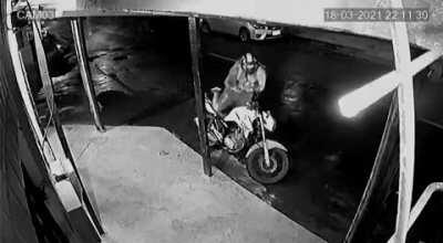 WCGW Not watching out for witnesses