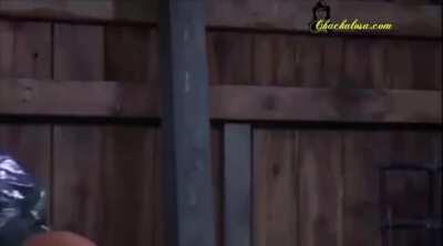 Tia Ling must drink piss or drown