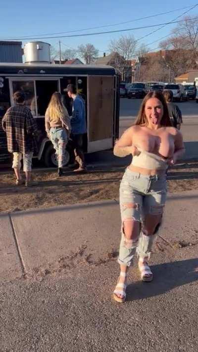 I love flashing so much