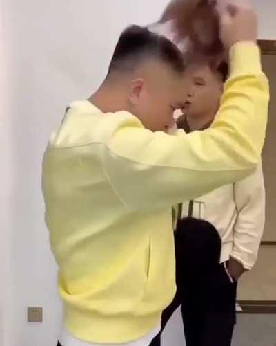 Real time hear weaving