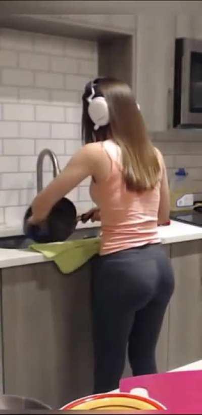 ¿Esto lo hace por los SIMPS o para llamar la atención de los pibes?