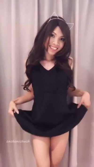 Big Long Schlong Ladyboy