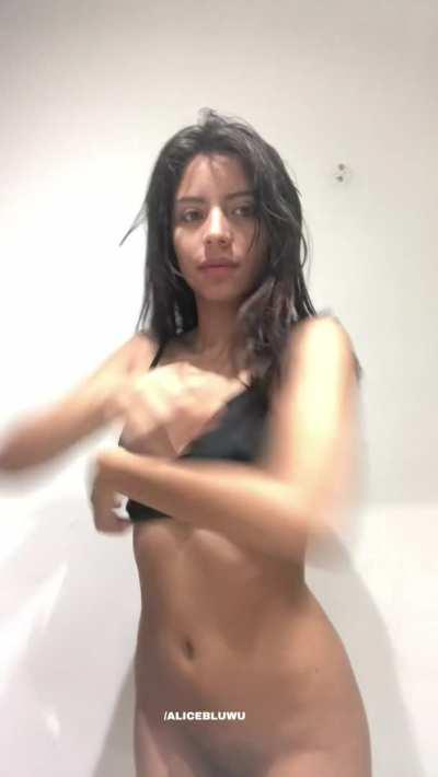 Just a quick flash before my shower ;)