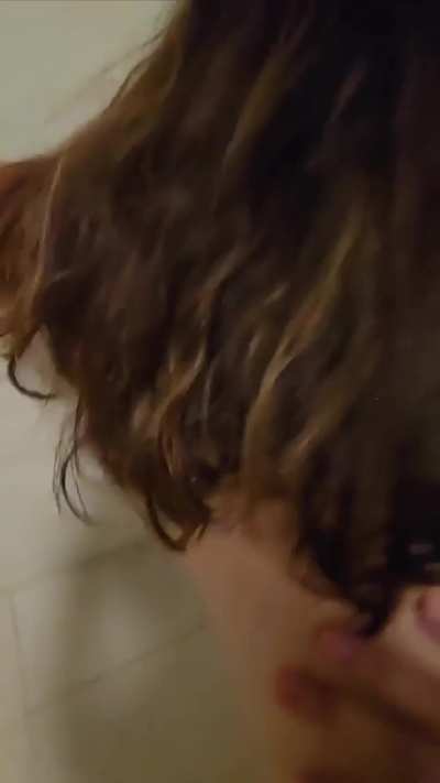 Looking to bang someone hard like her and celebrate independence day over the long weekend. Want to experience the struggle and pain for the independence together? 🍀😈